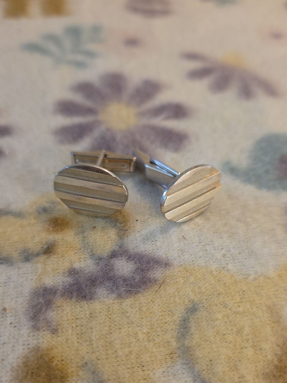 Tiffany & Co OVAL Stripe Designed Cufflinks Cuff Links Silver 925 Auth